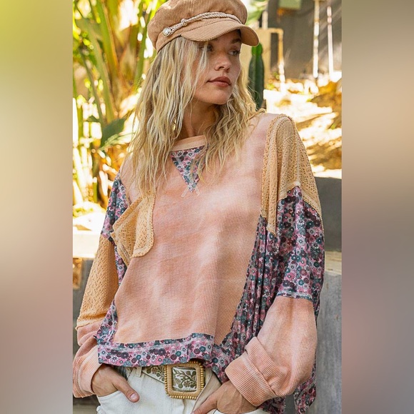 #006 Sale! 3 Left POl Beautiful Pumpkin Oversized Sweater - Picture 3 of 3